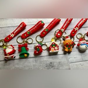 Lot of 6 3D Christmas Keychains